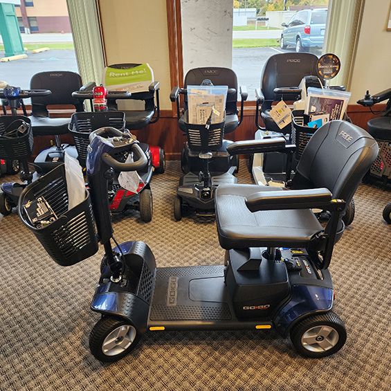 Go Go Travel Sport 4-Wheel Mobility Scooter - Columbia City, IN