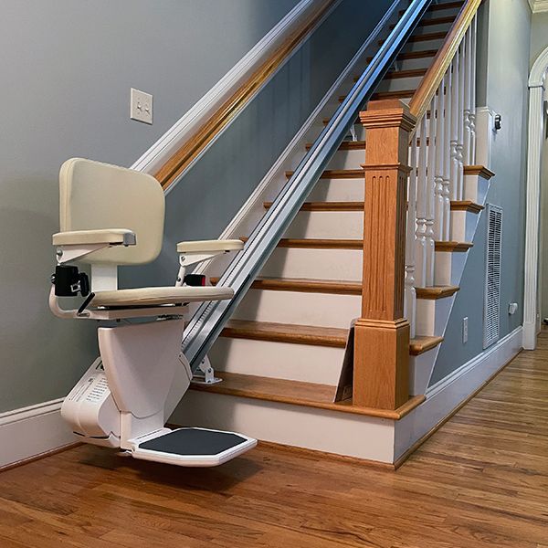 Atlas 500 Stairlift