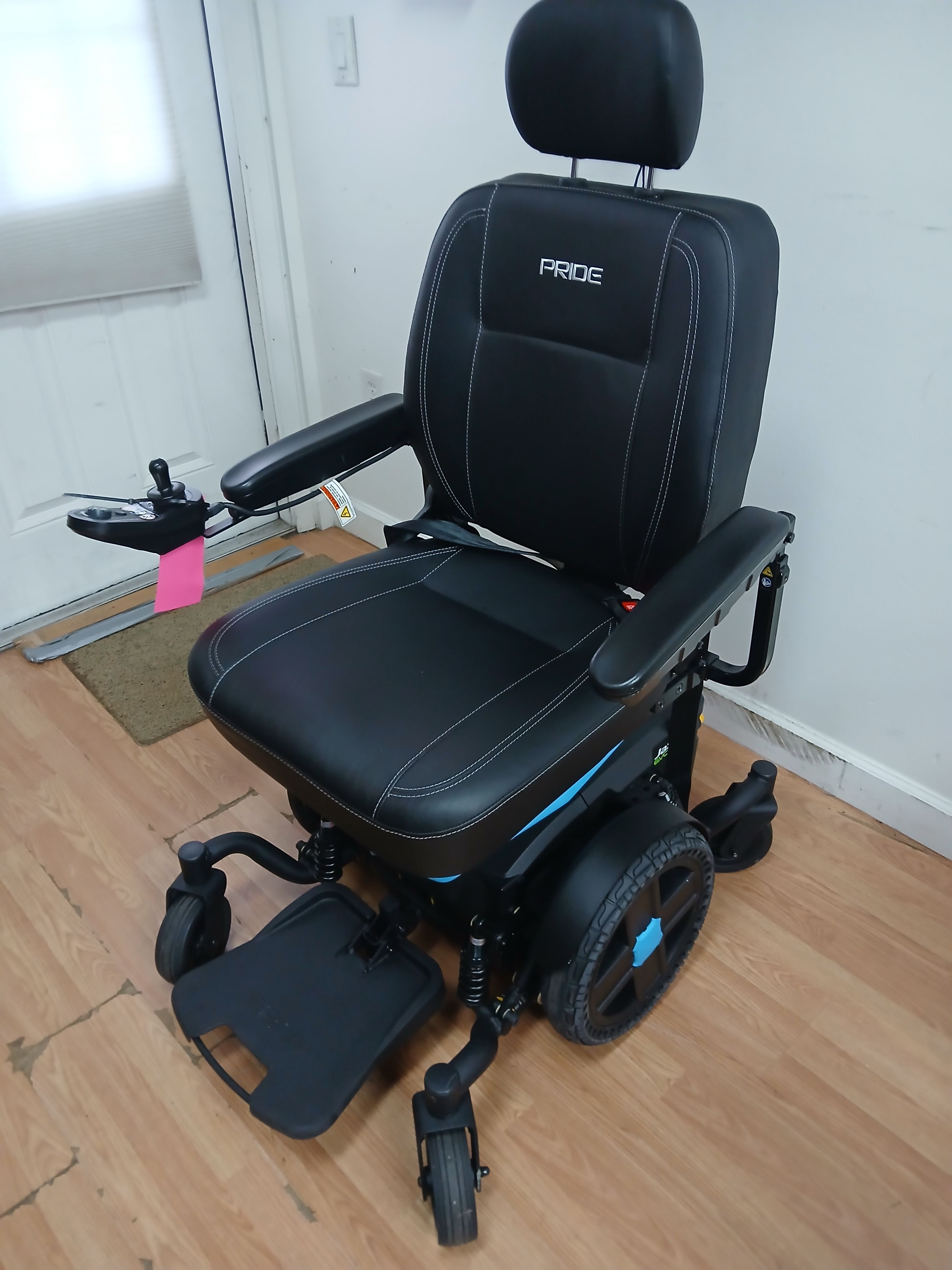 Jazzy EVO 614 Power Chair