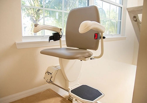 Benefits of Using a Stair Lift