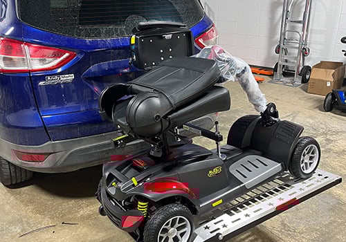 Hitch Lifts and Hoists: How to Be More Mobile Without Breaking Your Back