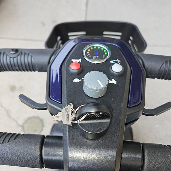 Mobility Plus New Roadster 4 4-Wheel Mobility Scooter