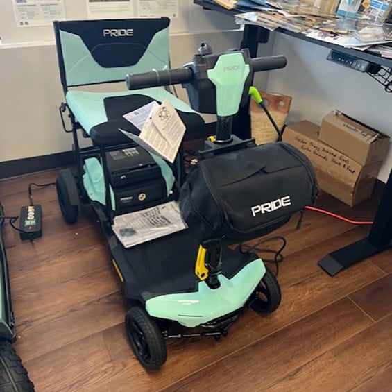 New Go Go Super Portable 4-Wheel Mobility Scooter | Mobility Equipment Sale