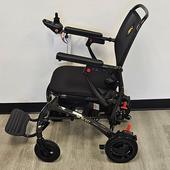New Cricket GP302 Power Chair | Mobility Equipment Sale
