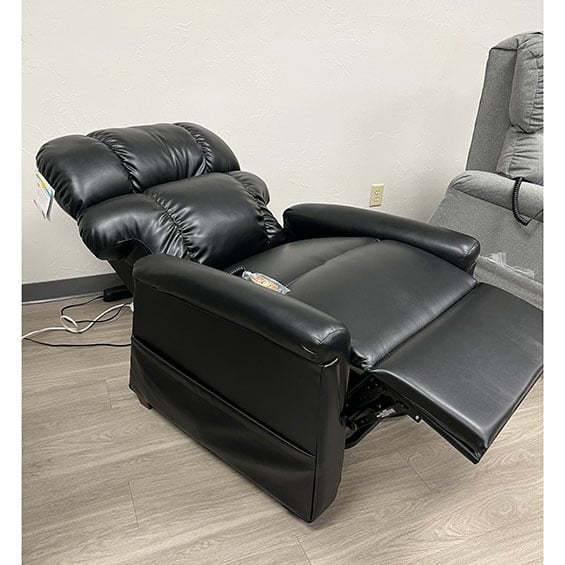Mobility Plus New Golden Comfort Lift Chair