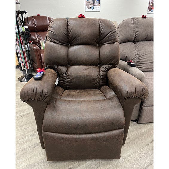 New Golden Cloud with Twilight Lift Chair of Mobility Plus