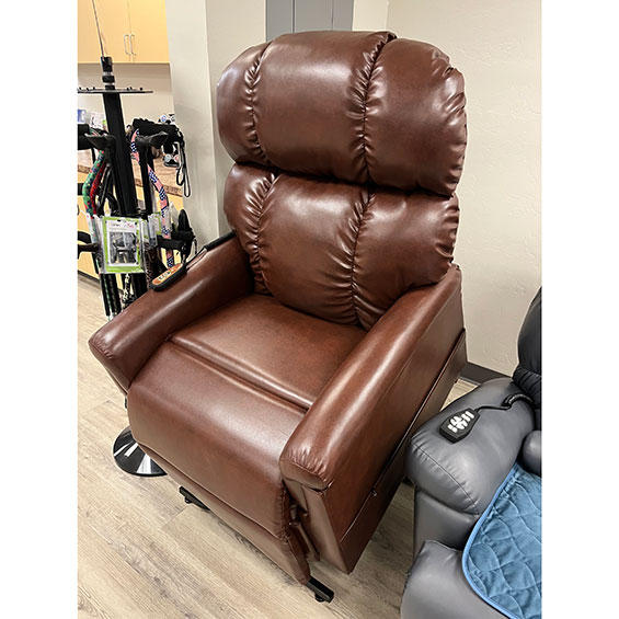 Mobility Plus New Golden Comforter Lift Chair