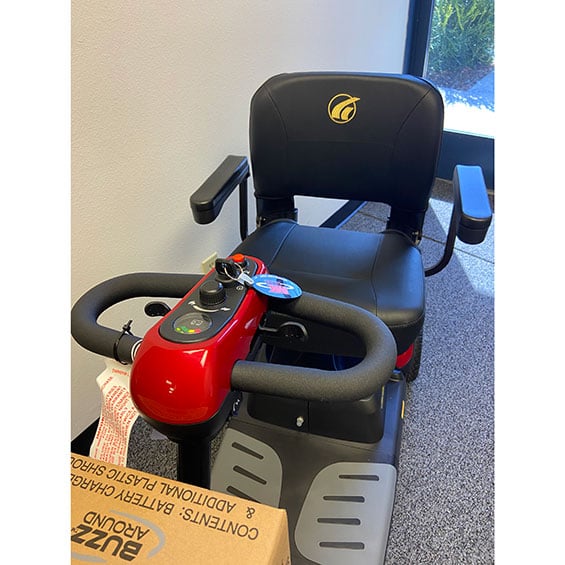 Mobility Plus New Golden BuzzAround EX 3-Wheel Mobility Scooter