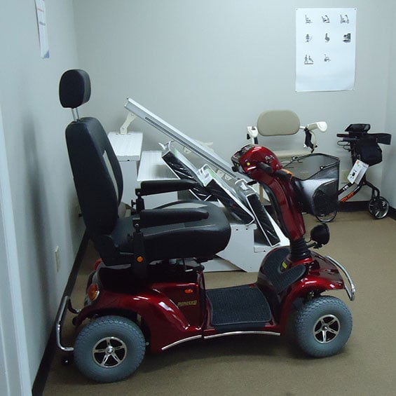 Mobility Plus New Merits Pioneer 10 4-Wheel Mobility Scooter