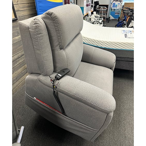 Mobility Plus New Sitting Pretty Evolution LC-435 Lift Chair