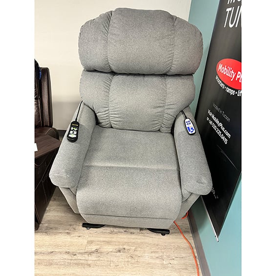 Mobility Plus New Golden MaxiComforter Lift Chair