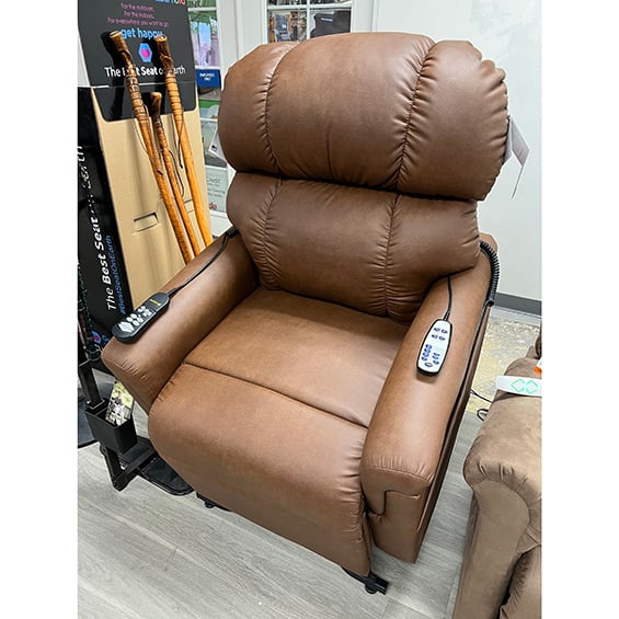Mobility Plus New Golden MaxiComforter Lift Chair