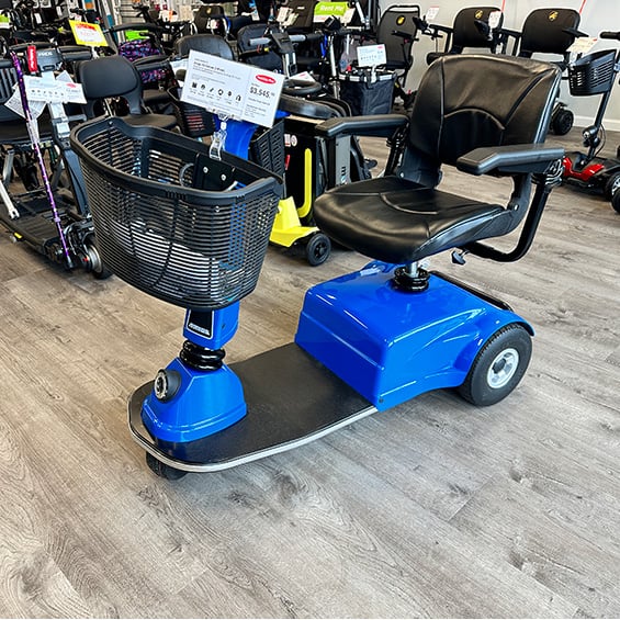 Mobility Plus New Amigo RD Deluxe 3-Wheel Mobility Scooter