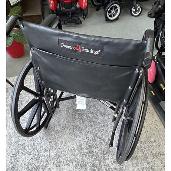 Mobility Plus Used Everest & Jennings Traveler HD Wheelchair