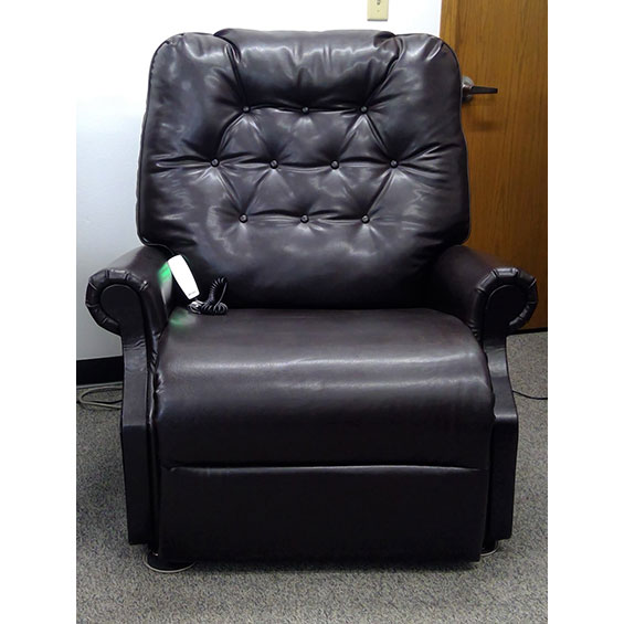 Used Heritage Power Lift Recliner of Mobility Plus