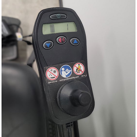 Mobility Plus Used Pride Quantum Edge 2.0 Power Chair