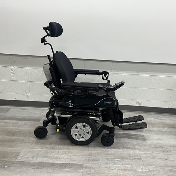 Mobility Plus Used Quantum Edge 2.0 Power Wheelchair