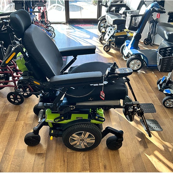 Mobility Plus Used Pride Quantum Edge 2.0 Power Chair