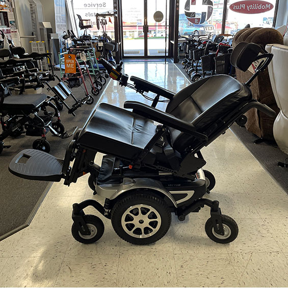 Mobility Plus Used Avid Rehab Vector Full Tilt & Recline Power Chair