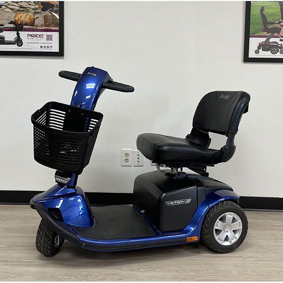Mobility Plus Used Pride Victory 10 3-Wheel Mobility Scooter