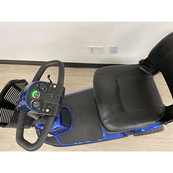 Mobility Plus Used Pride Victory 10 3-Wheel Mobility Scooter