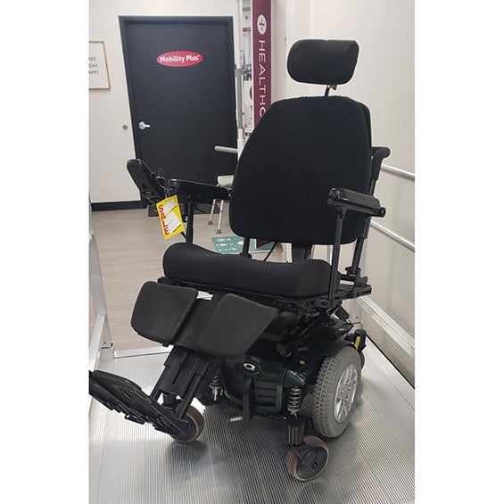 Mobility Plus Used Pride Quantum Q6 Edge Power Chair