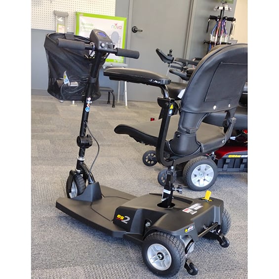 Mobility Plus Used Pride ES2 Foldable 3-Wheel Mobility Scooter