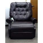 Used Heritage Power Lift Recliner