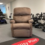 Mobility Plus Used Pride Essentials LC-250 Lift Chair