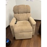 Mobility Plus Used Golden MaxiComforter 2-zone Lift Chair